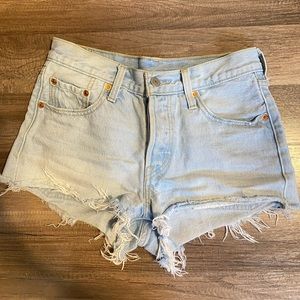 Levi’s 501 distressed high waisted cutoff shorts